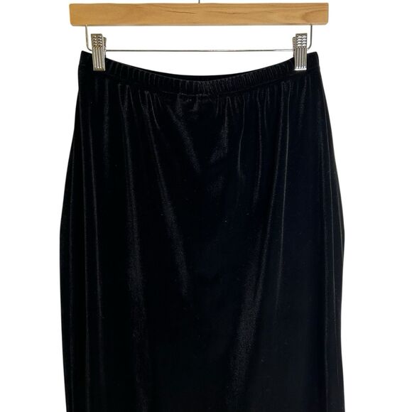 Black Velvet Maxi Skirt Size Medium Petite Stretch Y2K Whimsigoth Witchy Fairy - Picture 8 of 8